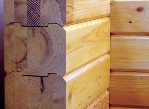 Из чего строить дачу: сравнение деревянного бруса и пеноблока